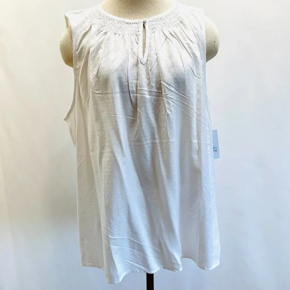 NWT CROFT & BARROW Women Sleeveless Pullover V-Neck 100% Rayon White Shirt Sz 4X